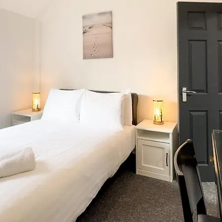 아파트 Long Term Booking Discount - Spacious Flat - Relocating Families - Business *